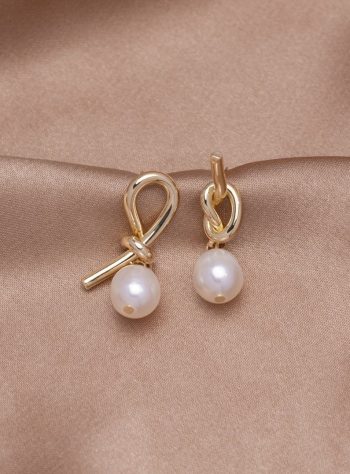 Knotted Gold & Freshwater Pearl Earrings