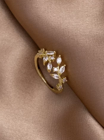 18K Crystal Vine Ring