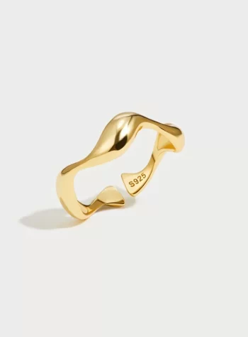 18K Gold Wave Ring