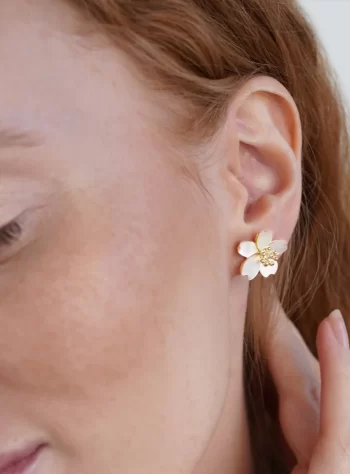 Dahlia Shell Flower Earrings
