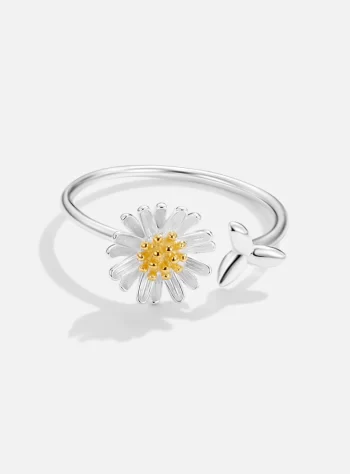 Blooming Daisy Flower Ring