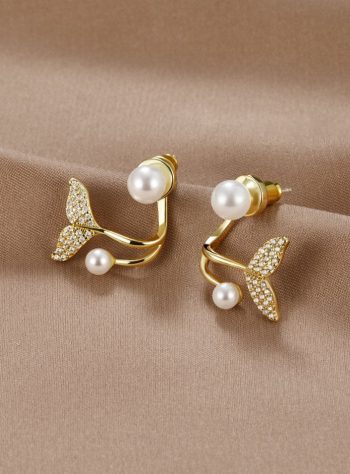 Mermaid Tail Pearl Earrings