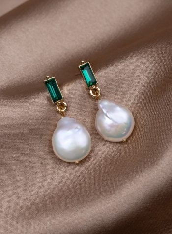 Green Crystal & Pearl Earrings